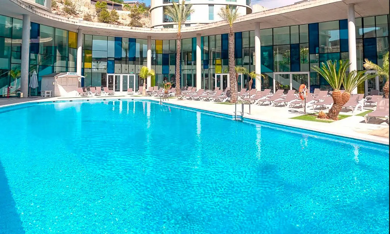 palladium-peniscola-instalaciones-pool