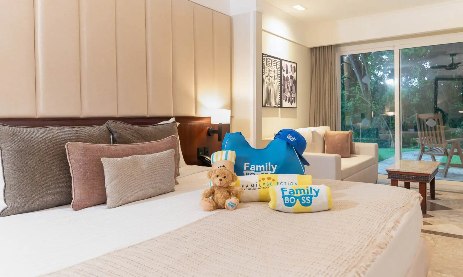 Family Selection at Grand Palladium Imbassaí - Junior Suite Pool Access