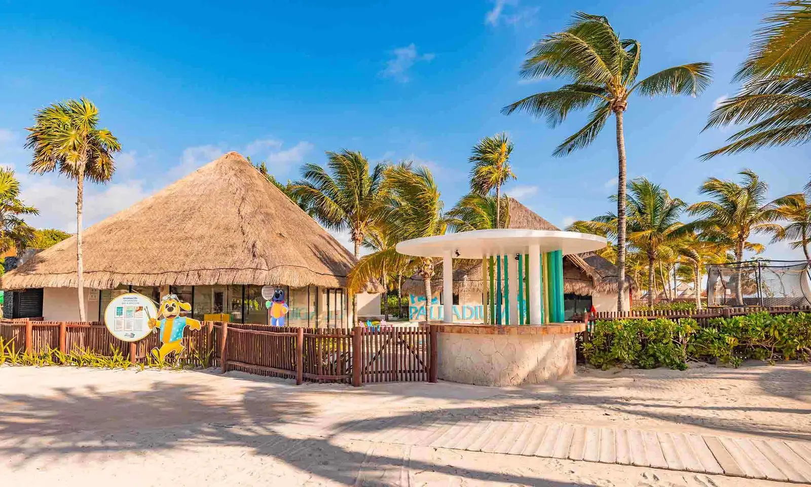 family_selection_grand_palladium_kantenah_mini_club